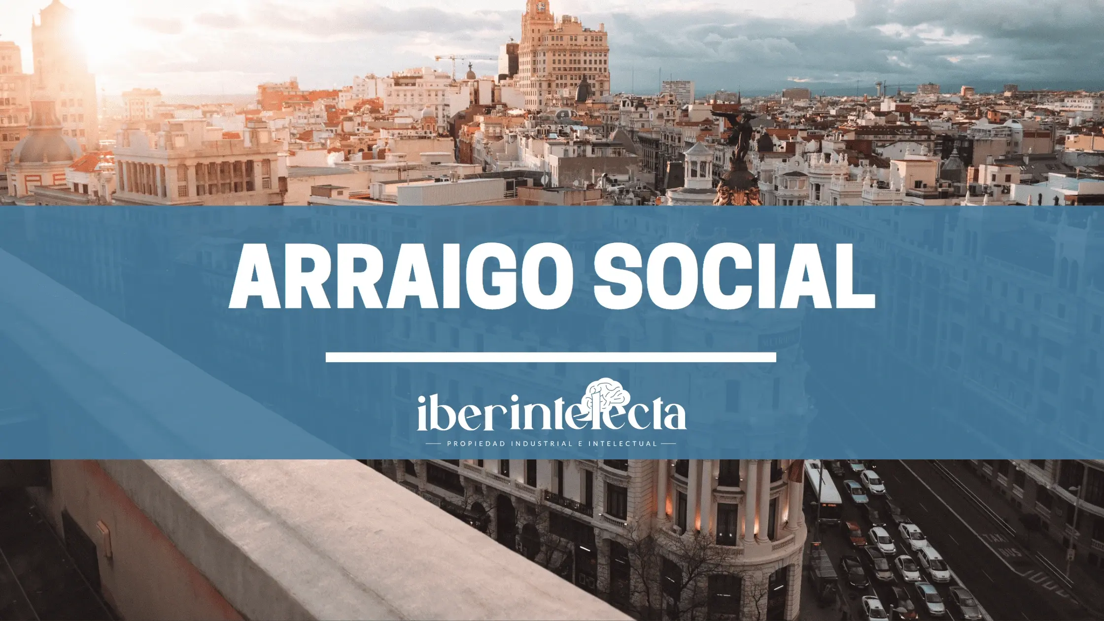 Arraigo social en España